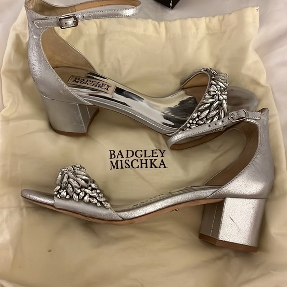 Badgley Mischka Heels - Picture 8 of 9